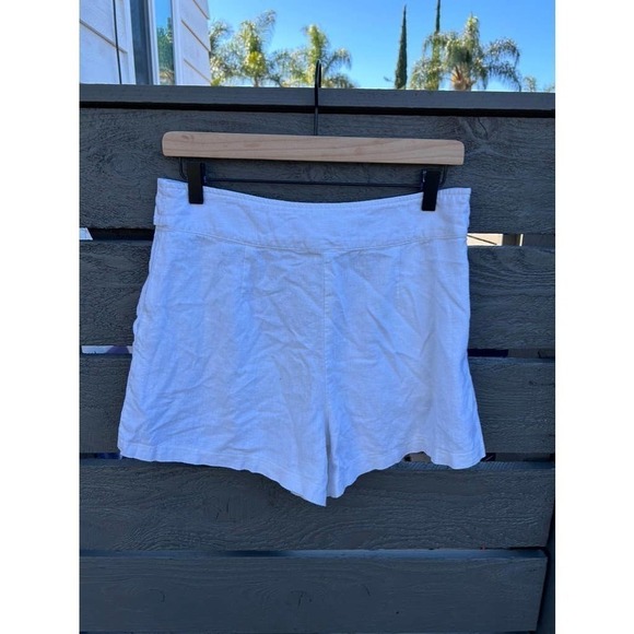 JUNE & HUDSON high waist button accent linen blend white shorts, sz L - Picture 7 of 8